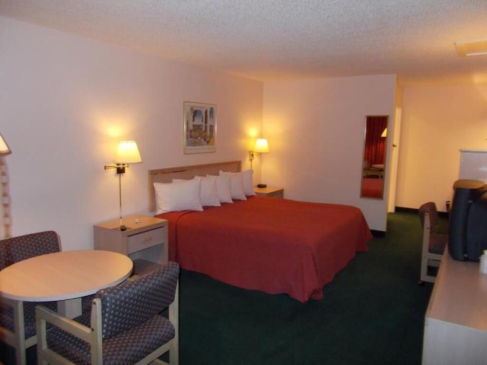 Cimarron Inn קלאמאת' פולס מראה חיצוני תמונה